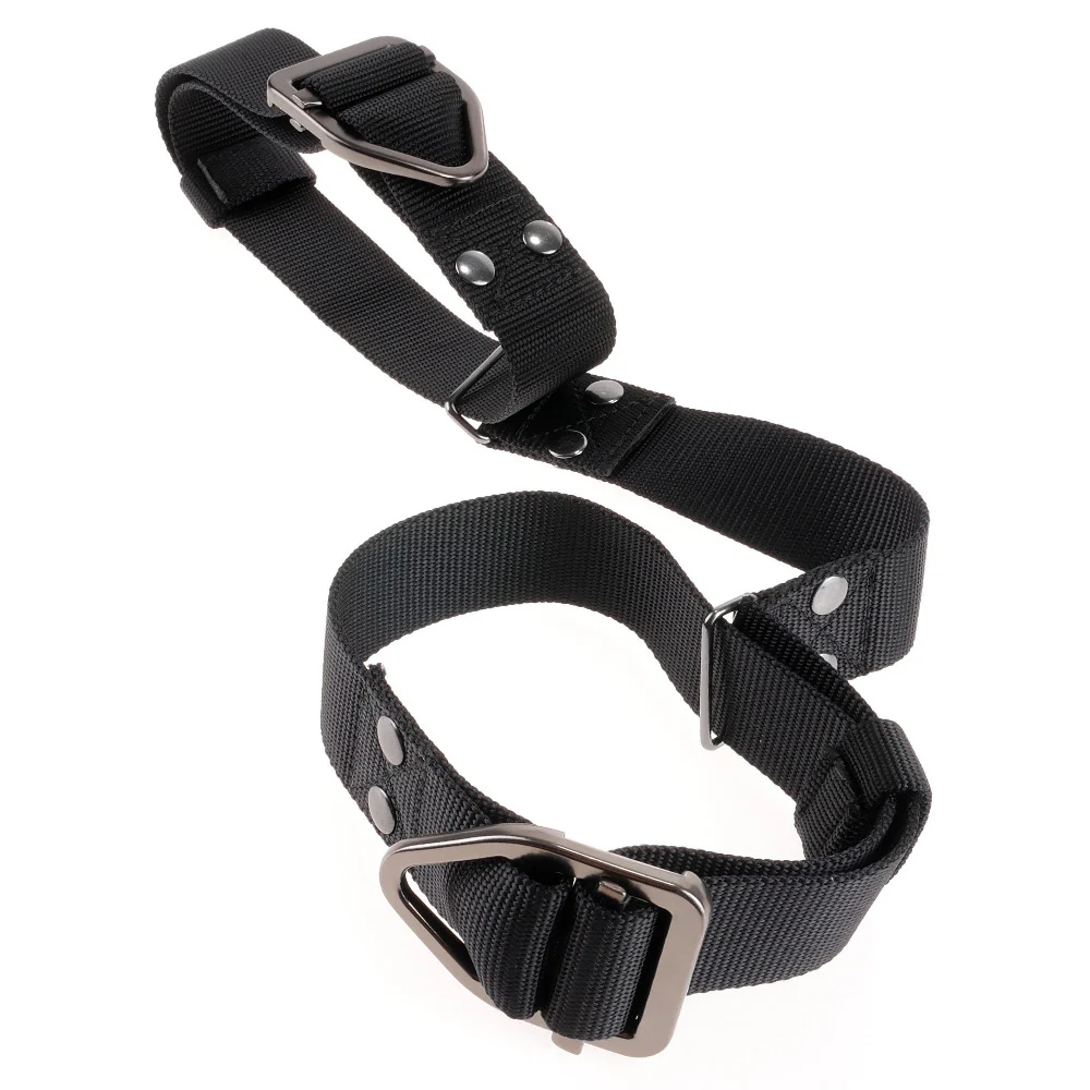COMMAND Bicep Binder